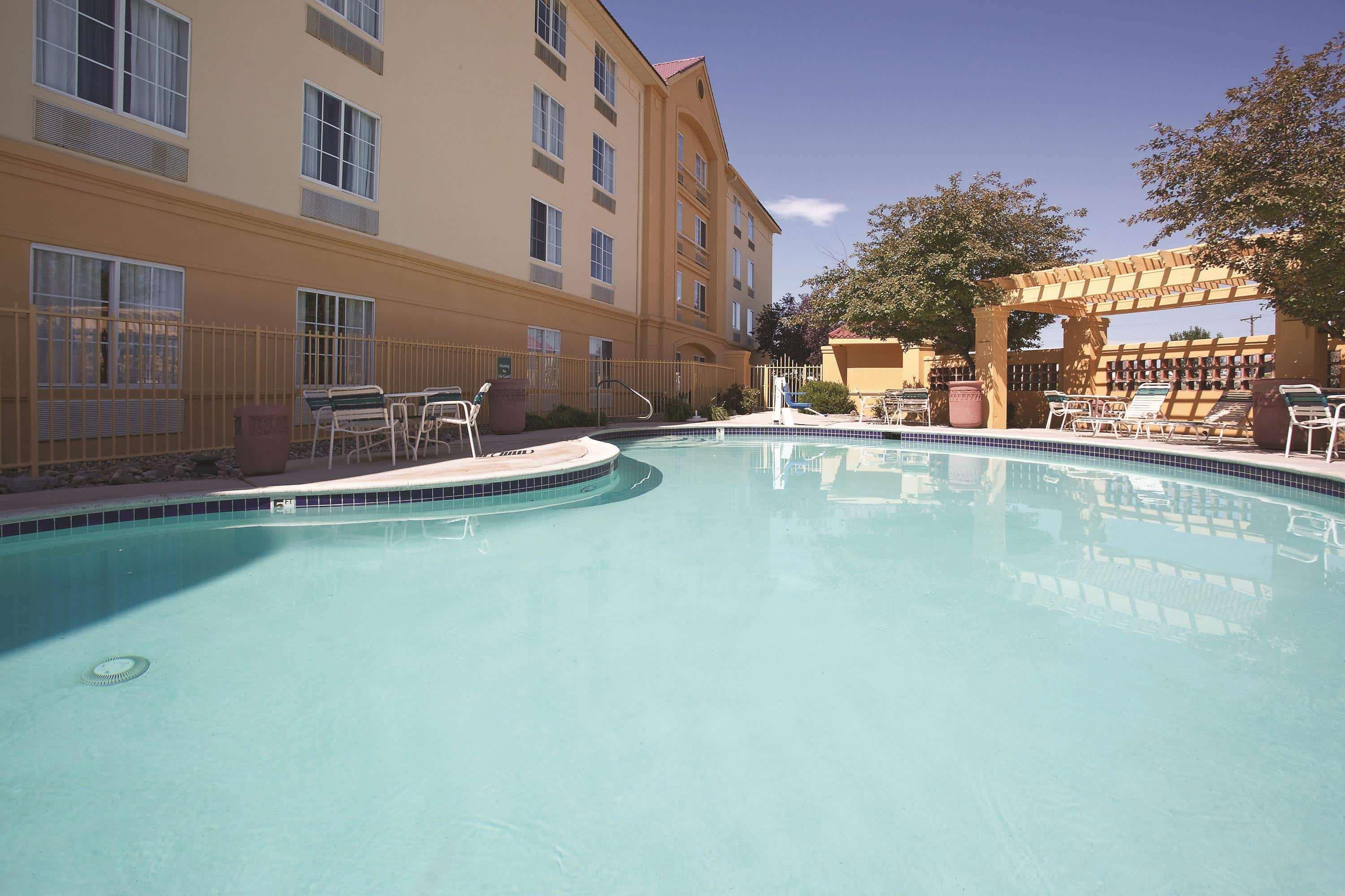 Hotel La Quinta By Wyndham Pueblo Exterior foto